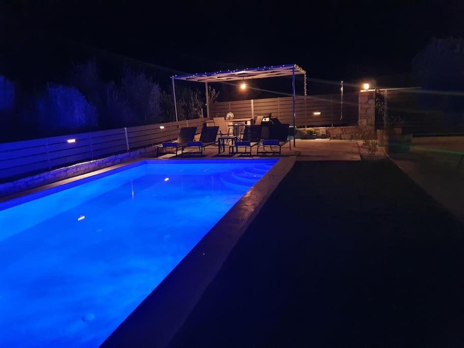 Villa Sheila With Private Pool Roumeli ภายนอก รูปภาพ