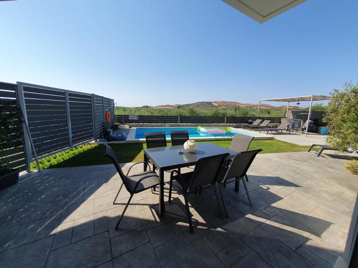Villa Sheila With Private Pool Roumeli ภายนอก รูปภาพ