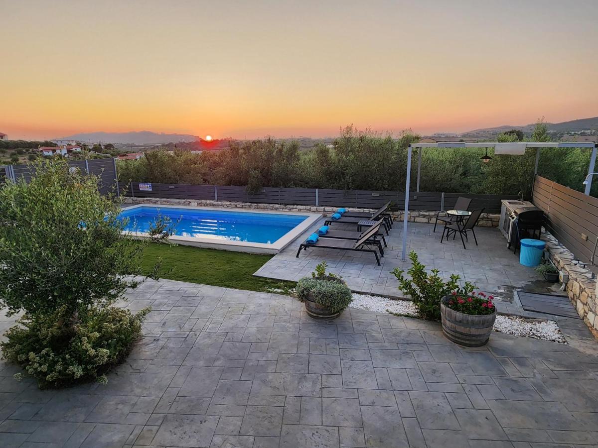 Villa Sheila With Private Pool Roumeli ภายนอก รูปภาพ